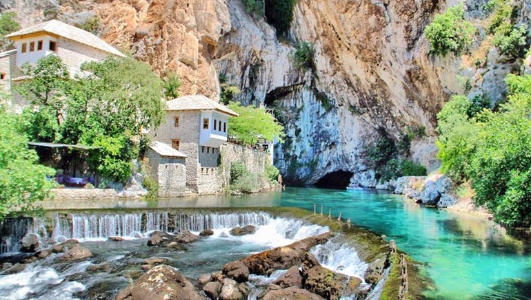 Πρέπει να πας στο Blagaj (Μπλαγκάι)