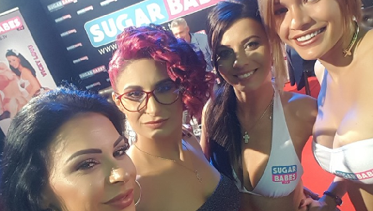 Ο ερωτισμός χτυπά μόνο στην EroticArt