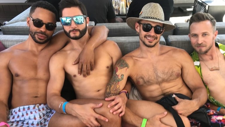Δίνουν και παίρνουν τα gay parties...